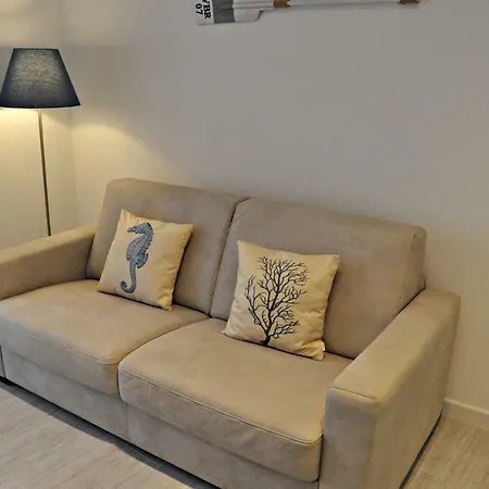 Nibea Apartment *