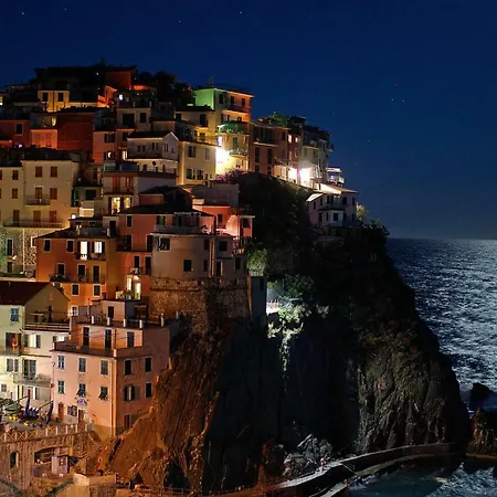 Nibea Apartment Manarola